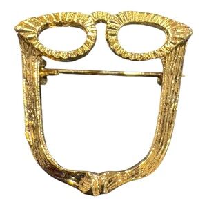 Vintage Gold Tone Eyeglasses Novelty Brooch Pin J13